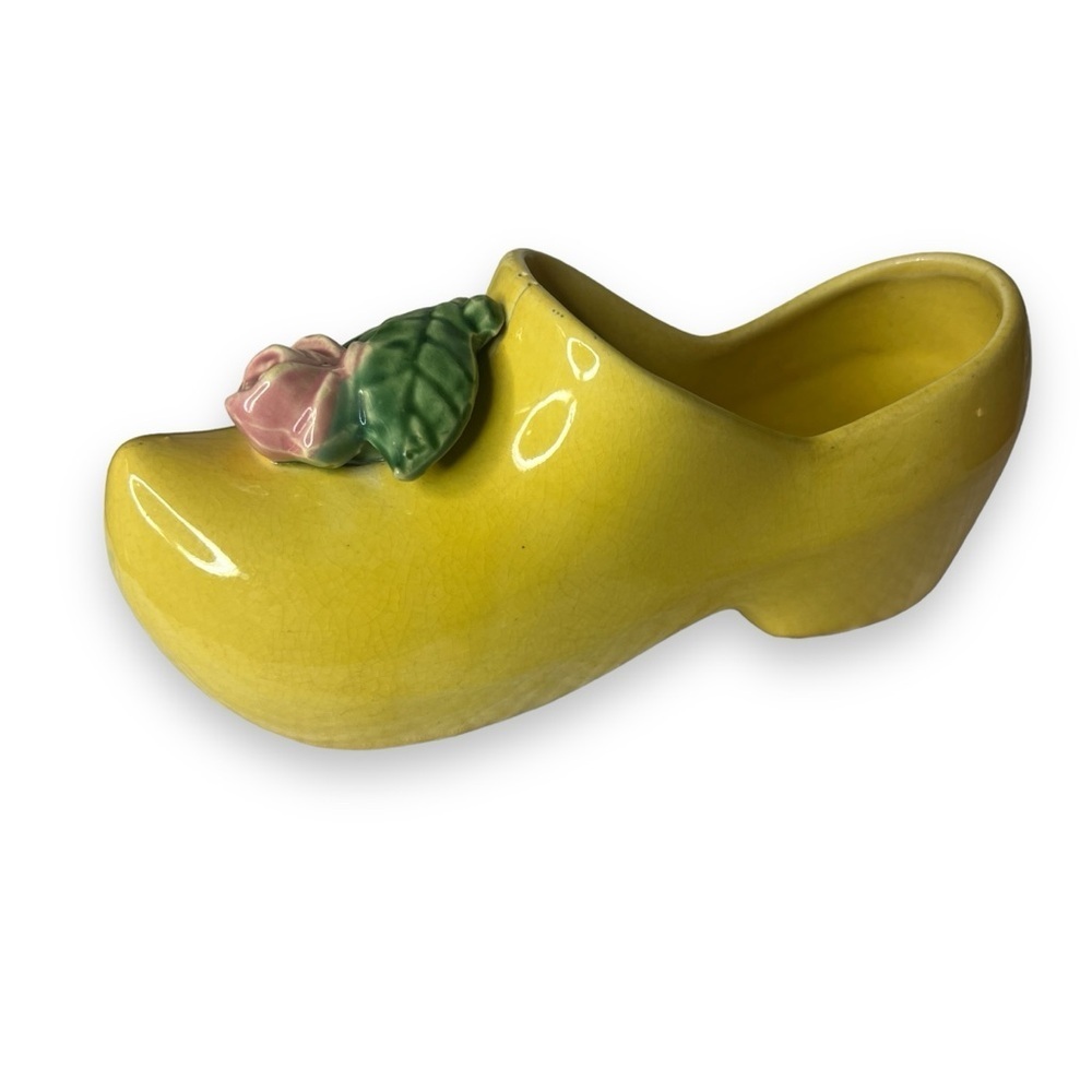McCoy Dutch Shoe Yellow Glazed Ceramic Planter Flower Rose Vintage